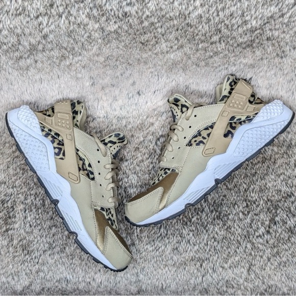 Nike Air Haurache Run Print Leopard Women's 8 - Picture 10 of 15